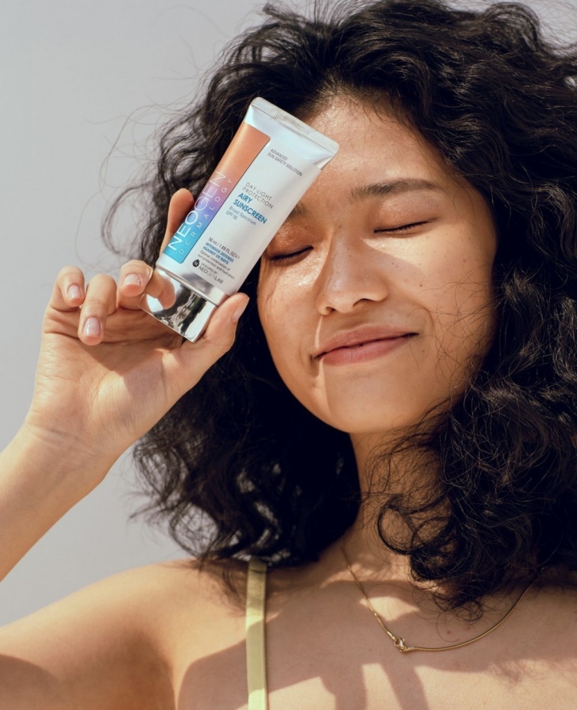 NEOGEN ˸���� �������������� ���� � ��������� Day-Light Protection Airy Sunscreen Broad Spectrum SPF 50