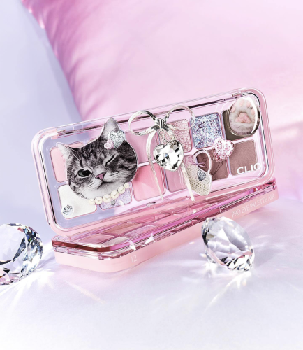 LIO     (+),  12 Crystal Paw, Pro Air Eye Palette  2