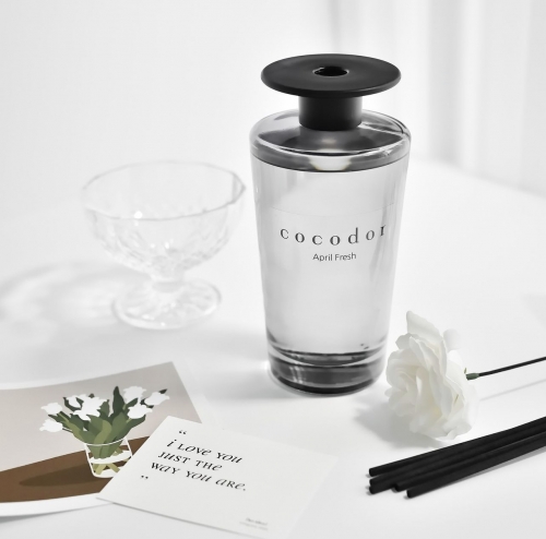 Cocodor     [April Breeze -  ]  Black Edition White Flower Reed Diffuser  3