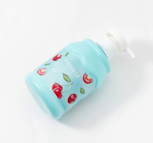 Frudia       My orchard cherry body wash  2