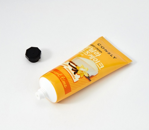 Consly       Dessert time vanilla cheesecake hand cream  2