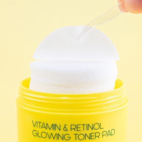 FarmStay -     , 70 , Vitamin&Retinol Glowing Toner Pad  3