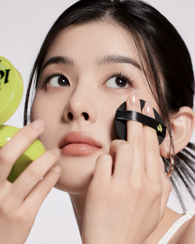 Unleashia ��������� ����� � ����������� ��������� �������, ������� 18C, Satin Wear Healthy Green Cushion SPF30 PA++ ���� 4