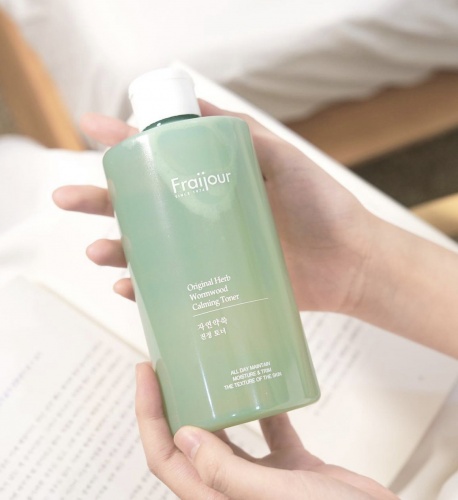 Fraijour ������-����� ��� ���� � ��������� � �������  Original Herb Wormwood Calming Toner ���� 3