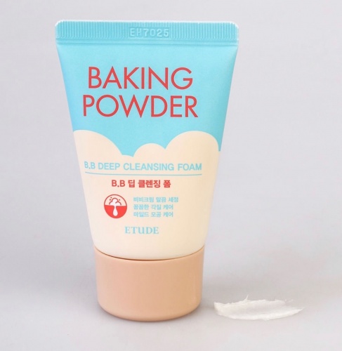 Etude House        Baking powder B.B. deep cleansing foam  2