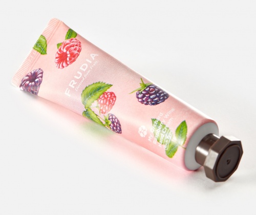 Frudia         My orchard raspberry hand cream  2