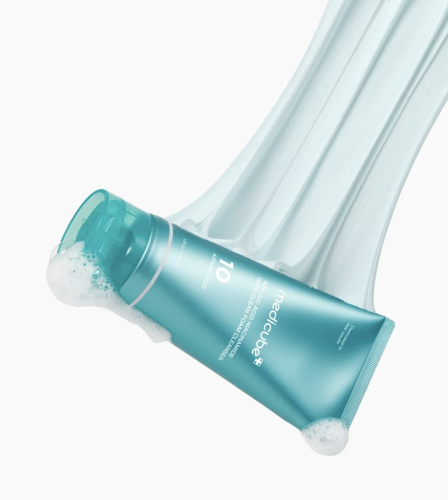 Medicube ��������� ����� � ��������� � ������������ ��������, Azelaic Acid Niacinamide Deep Clean Foam Cleanser ���� 2