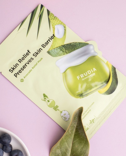 Frudia       Avocado relief mask  3