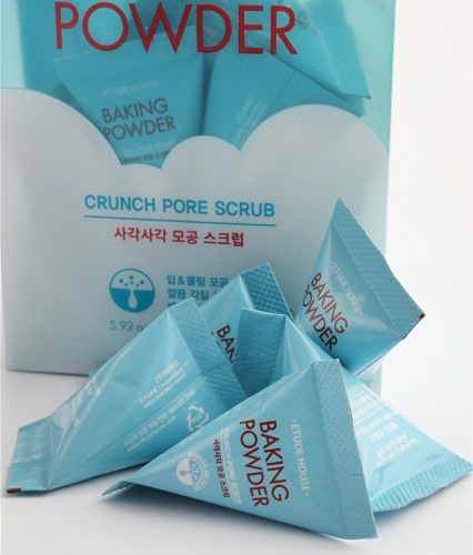 Etude House        Baking powder crunch pore scrub  2