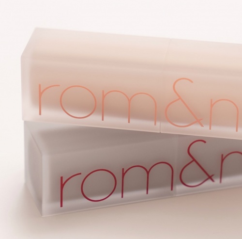 Rom&nd   ,  01 Dusty Pink  Zero Matte Lipstick  5