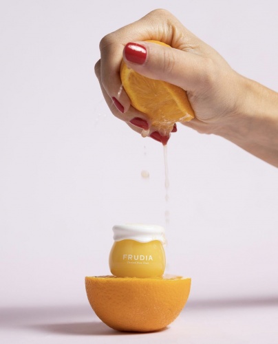 Frudia        Citrus brightening cream  6
