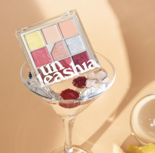 Unleashia ������� ����� ��� ��� 9 ������, ������� �7 All of Peach Ade, Glitterpedia Eye Palette ���� 4