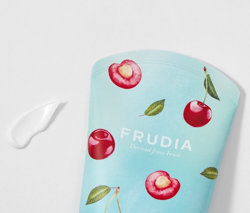 Frudia       My orchard cherry body essence  5